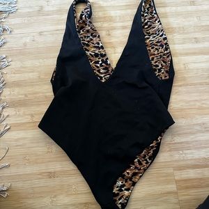 INDAH reversible one piece XS